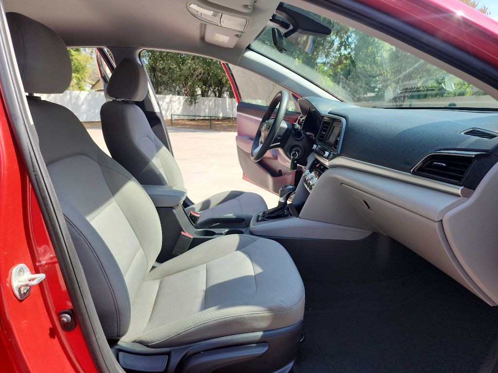2020 Hyundai Elantra Image 26