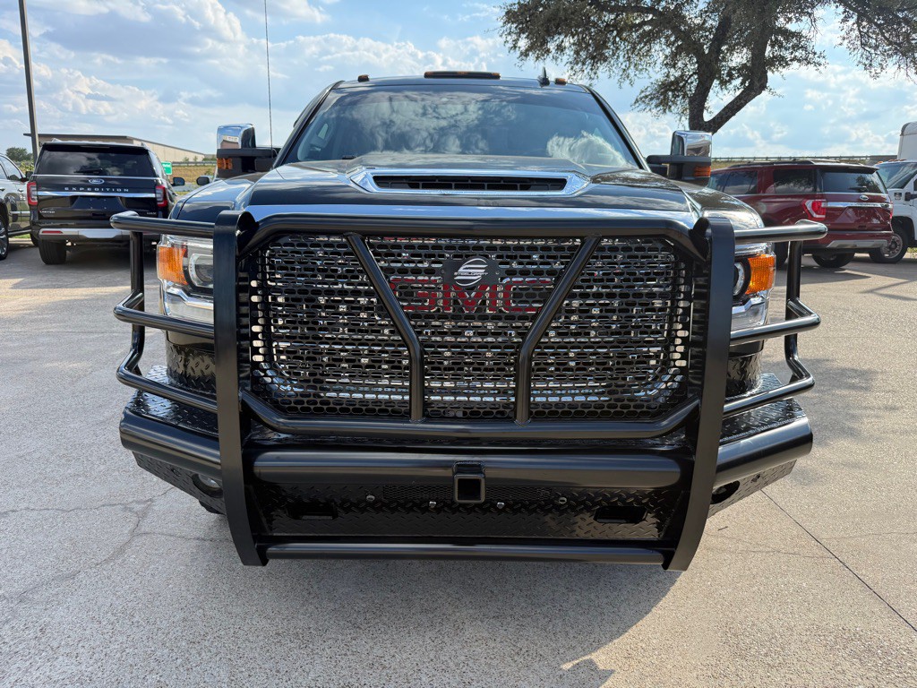 2019 GMC Sierra Image 2
