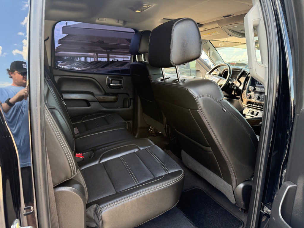 2019 GMC Sierra Image 19