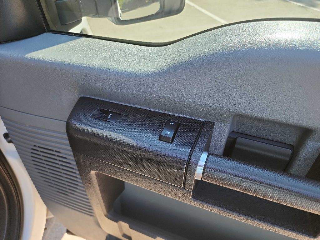 2014 Ford F-250 Image 29