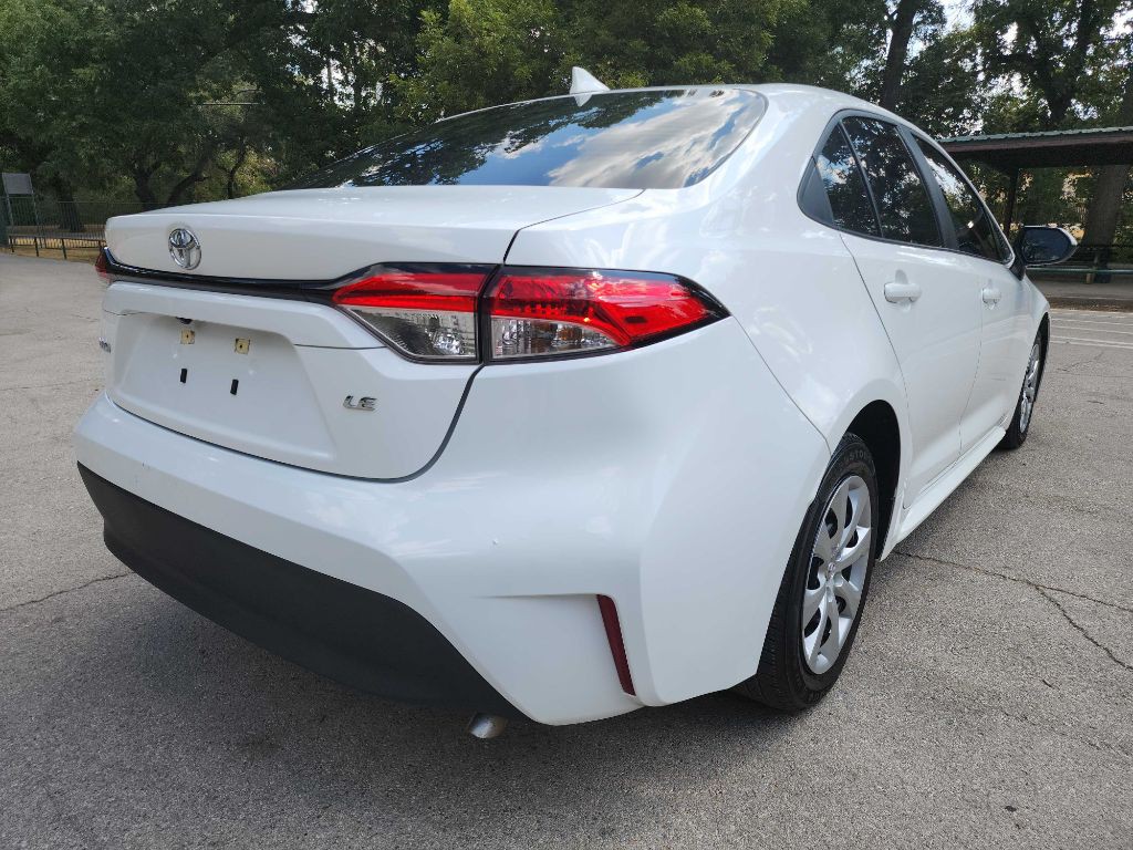 2023 Toyota Corolla Image 8