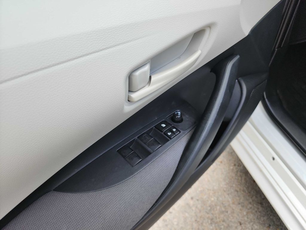 2023 Toyota Corolla Image 12
