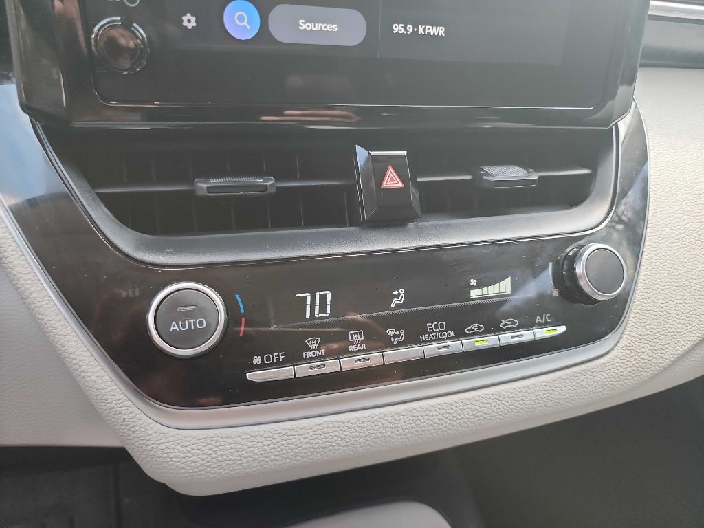 2023 Toyota Corolla Image 22
