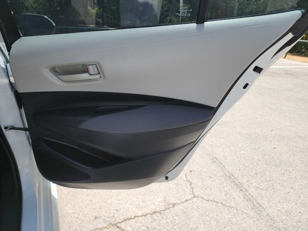 2023 Toyota Corolla Image 32