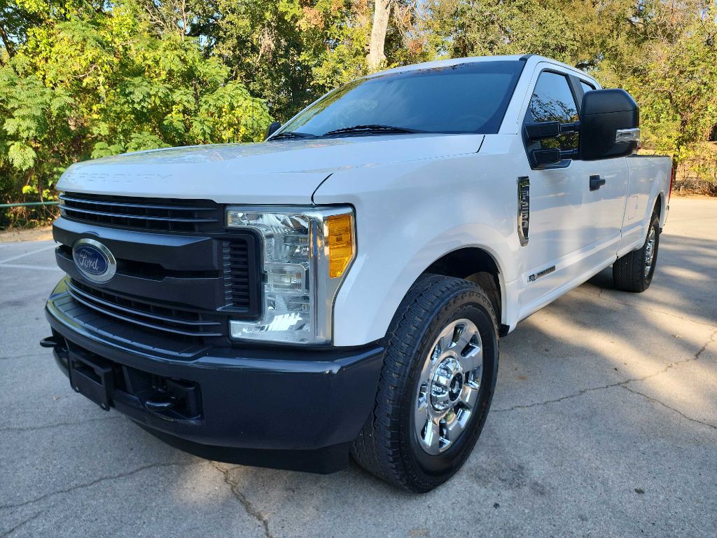 2017 Ford F-250 Image 3