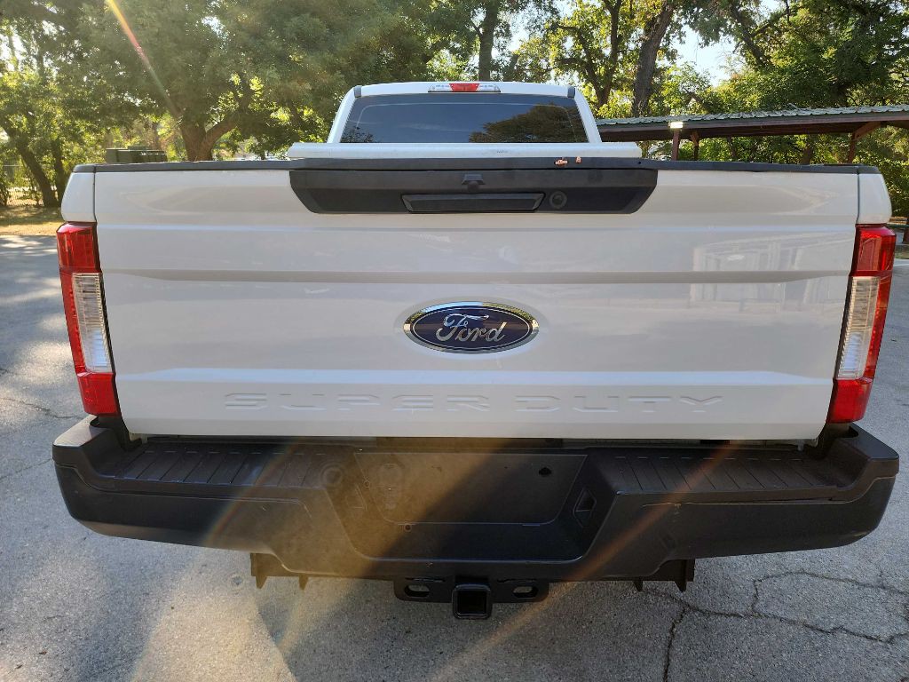 2017 Ford F-250 Image 6