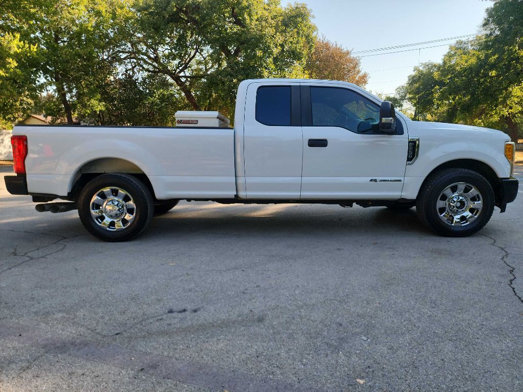 2017 Ford F-250 Image 10