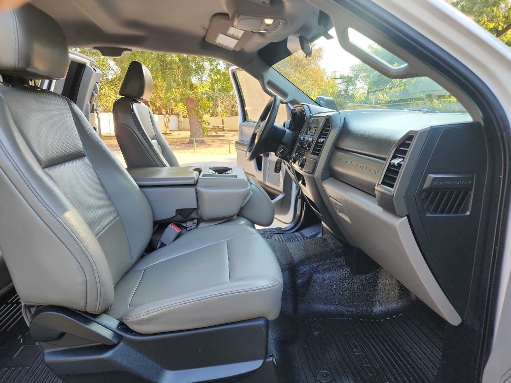 2017 Ford F-250 Image 32