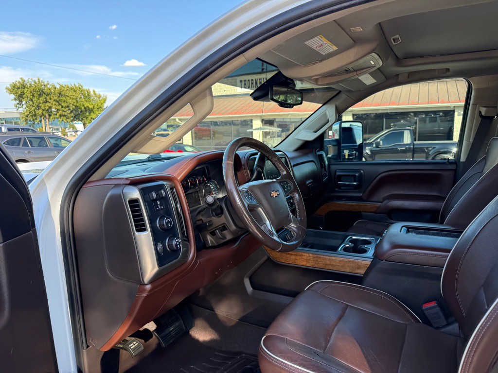 2018 Chevrolet Silverado 1500 Image 16