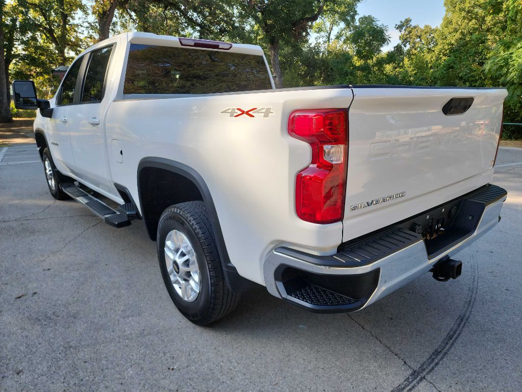 2023 Chevrolet Silverado 1500 Image 4