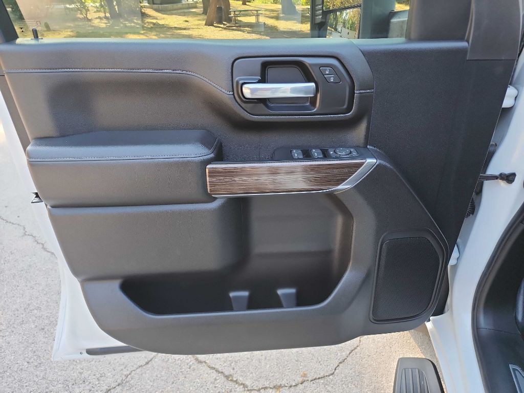 2023 Chevrolet Silverado 1500 Image 17