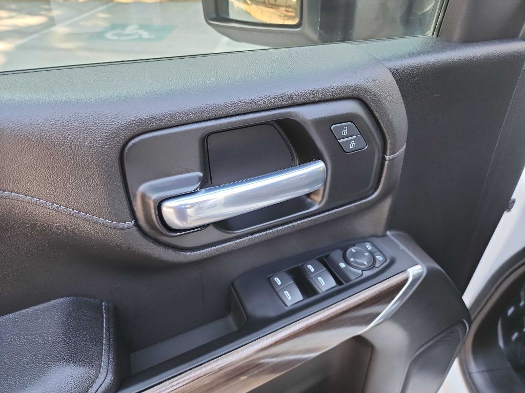 2023 Chevrolet Silverado 1500 Image 18