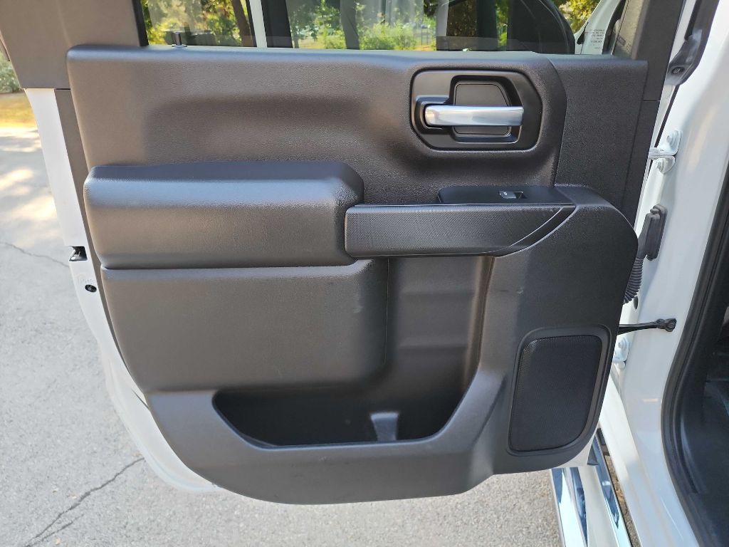 2023 Chevrolet Silverado 1500 Image 32