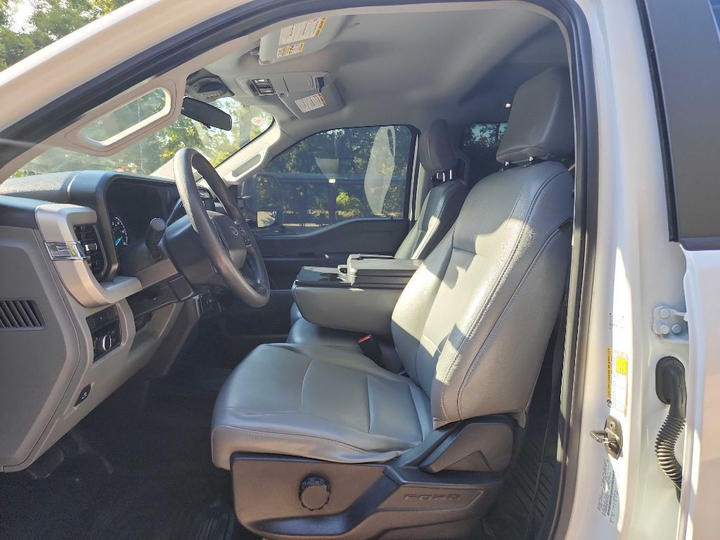 2023 Ford F-350 Image 18