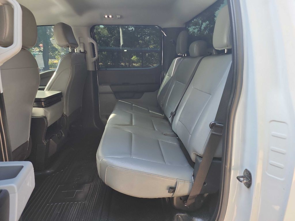 2023 Ford F-350 Image 31