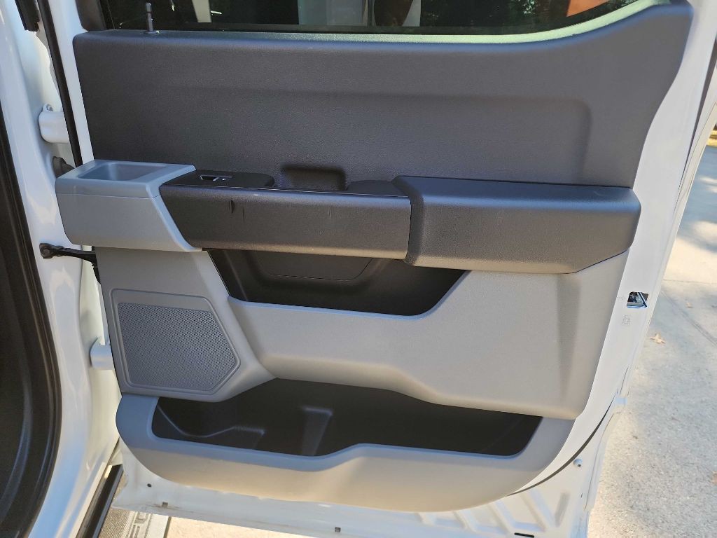 2023 Ford F-350 Image 33