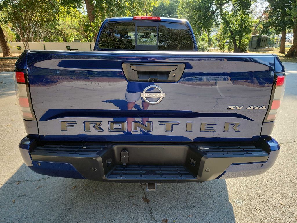 2022 Nissan Frontier Image 6