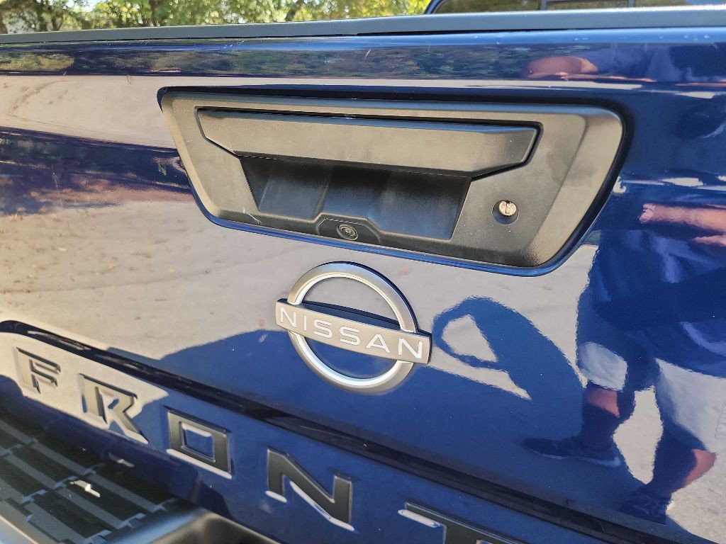 2022 Nissan Frontier Image 7