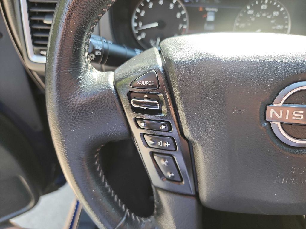 2022 Nissan Frontier Image 20