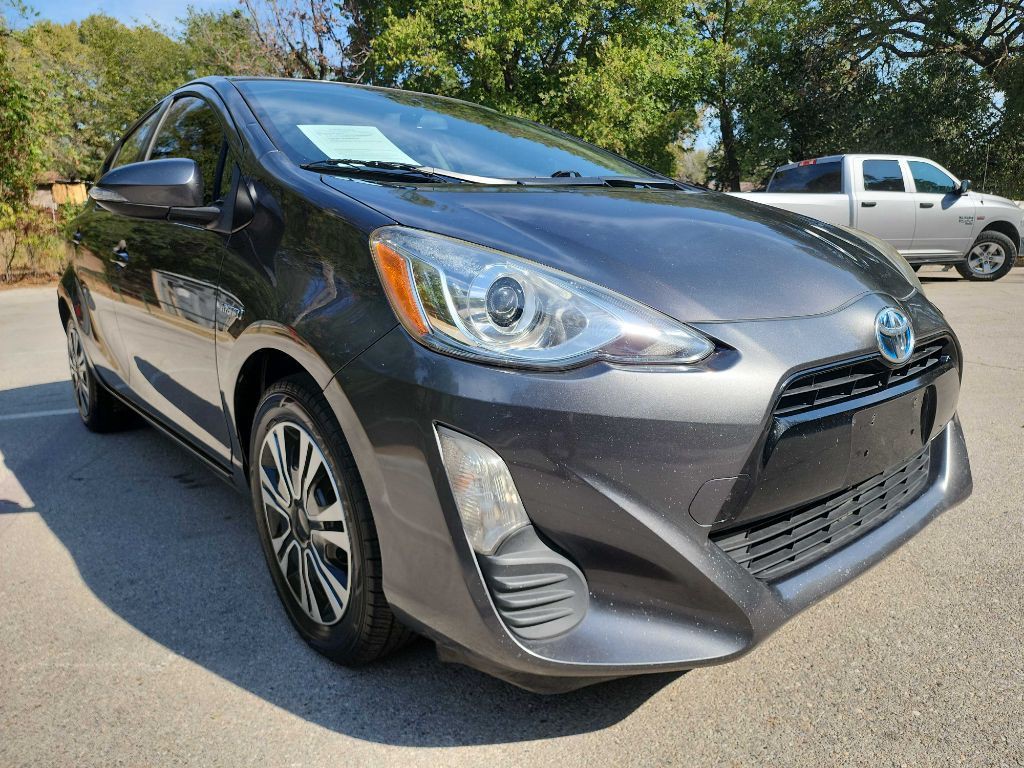 2016 Toyota Prius Image 31