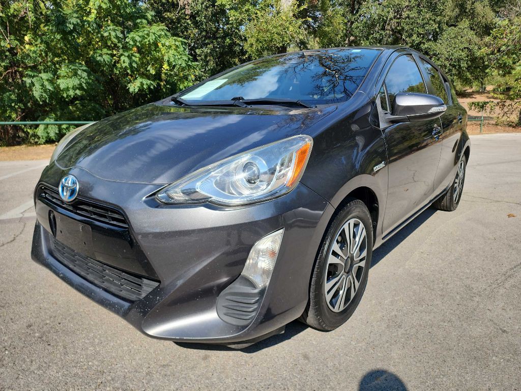 2016 Toyota Prius Image 34