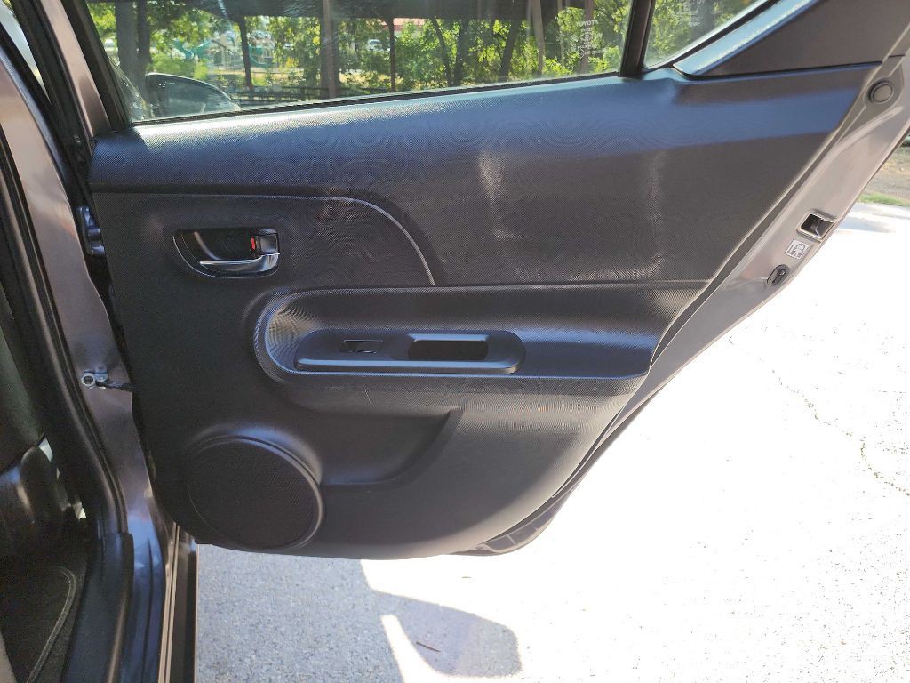 2016 Toyota Prius Image 52
