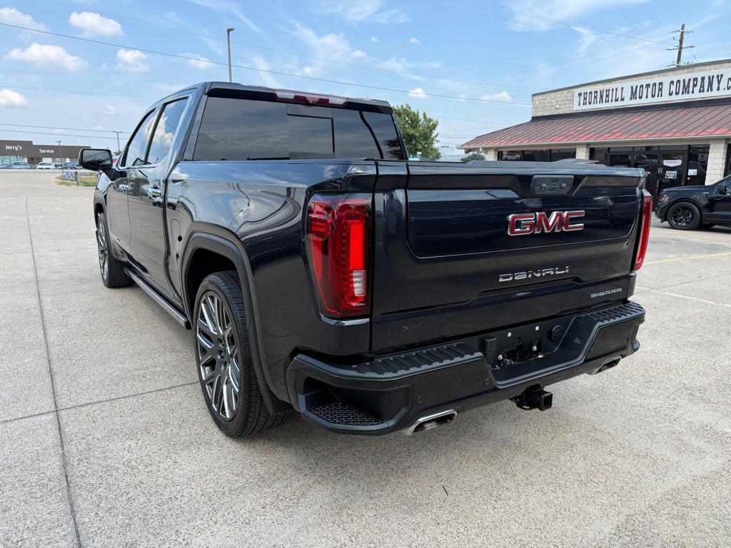 2023 GMC Sierra Image 5