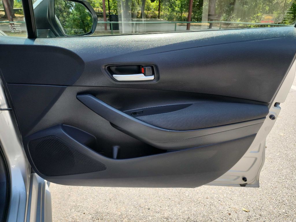 2020 Toyota Corolla Image 30