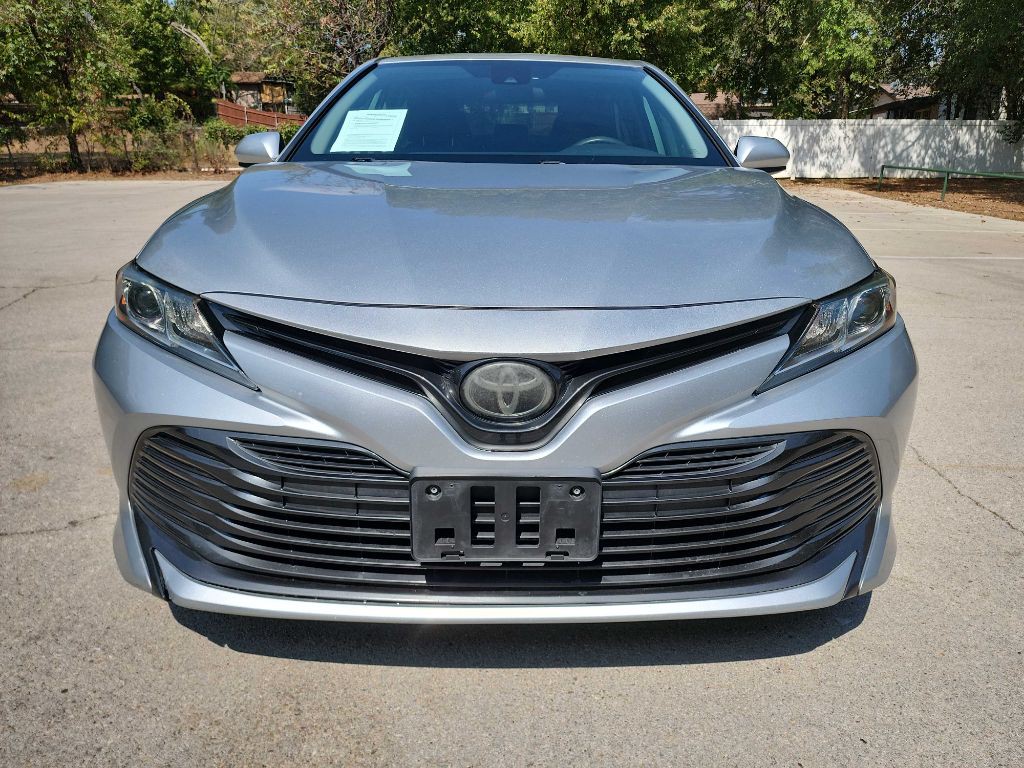 2020 Toyota Camry Image 2
