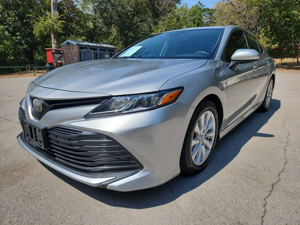 2020 Toyota Camry Image 3