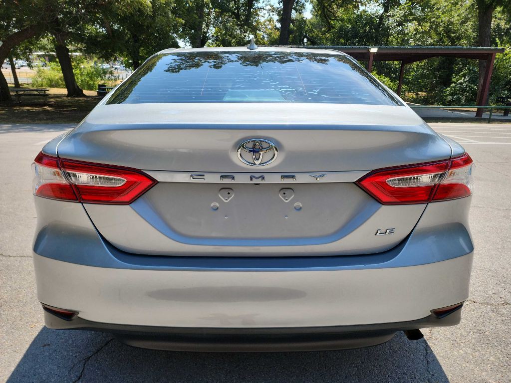2020 Toyota Camry Image 7