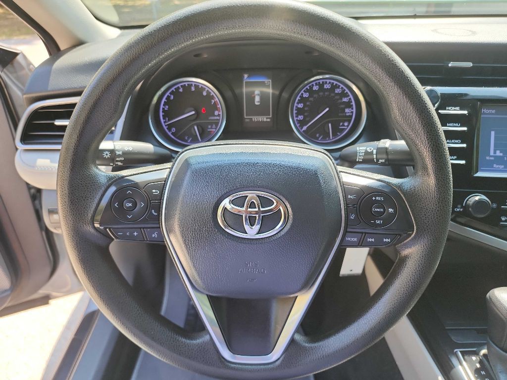 2020 Toyota Camry Image 17