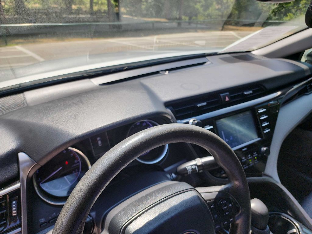 2020 Toyota Camry Image 20