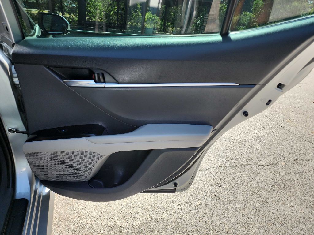 2020 Toyota Camry Image 31