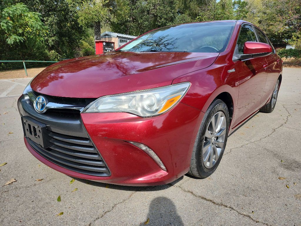 2016 Toyota Camry Image 3