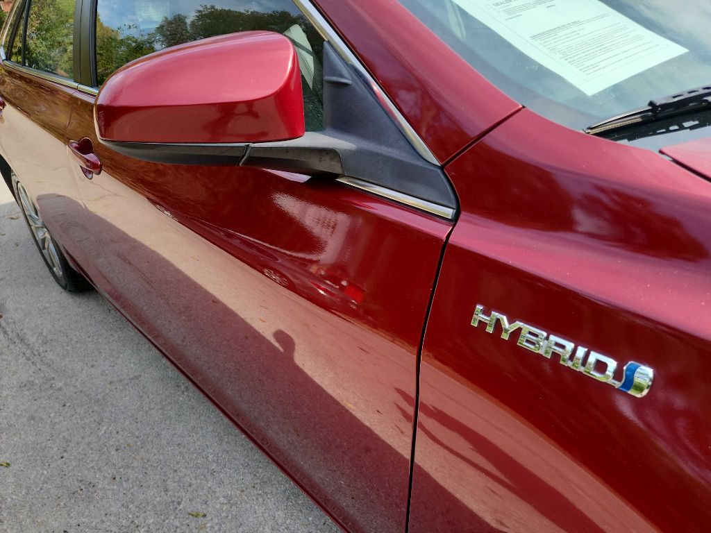 2016 Toyota Camry Image 10