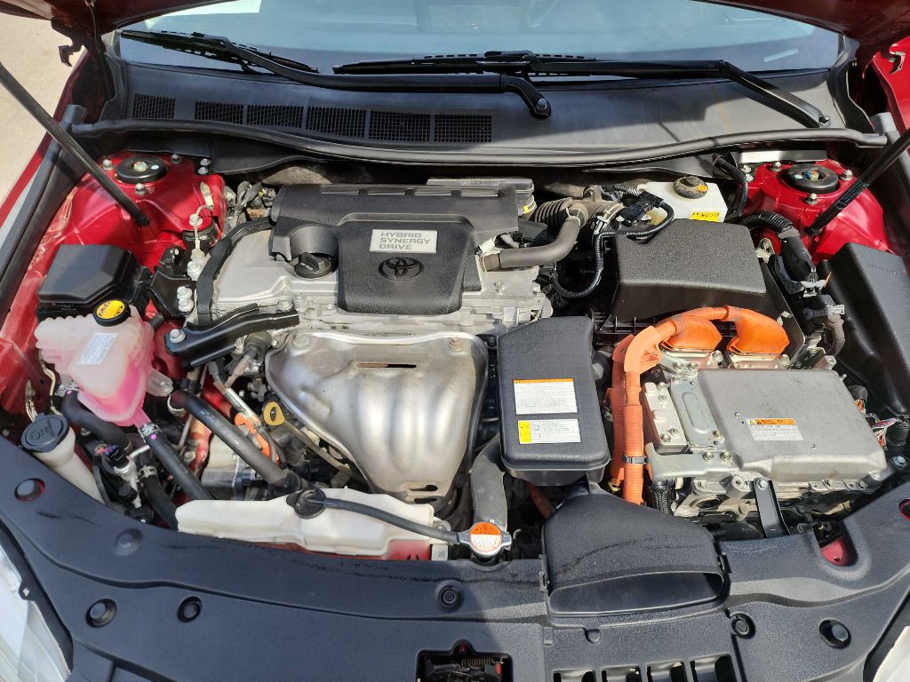 2016 Toyota Camry Image 33