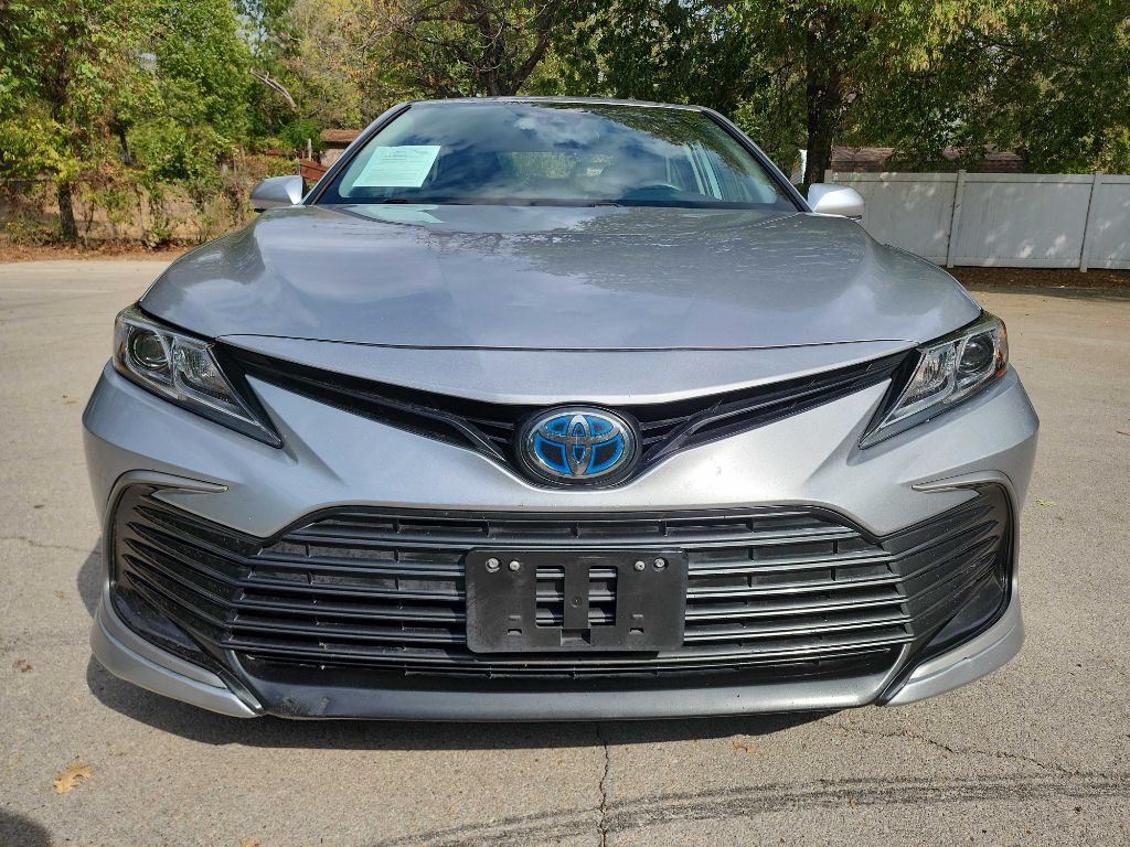 2023 Toyota Camry Image 2