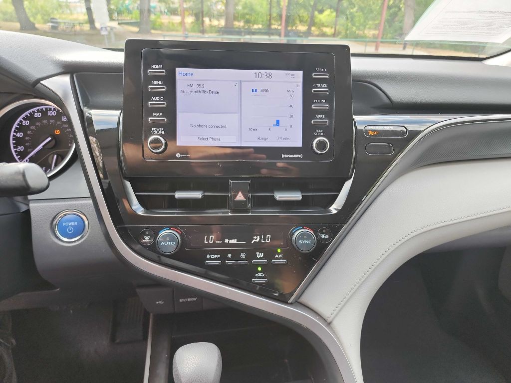2023 Toyota Camry Image 21