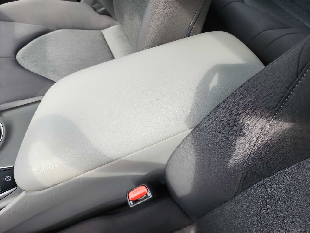 2023 Toyota Camry Image 25