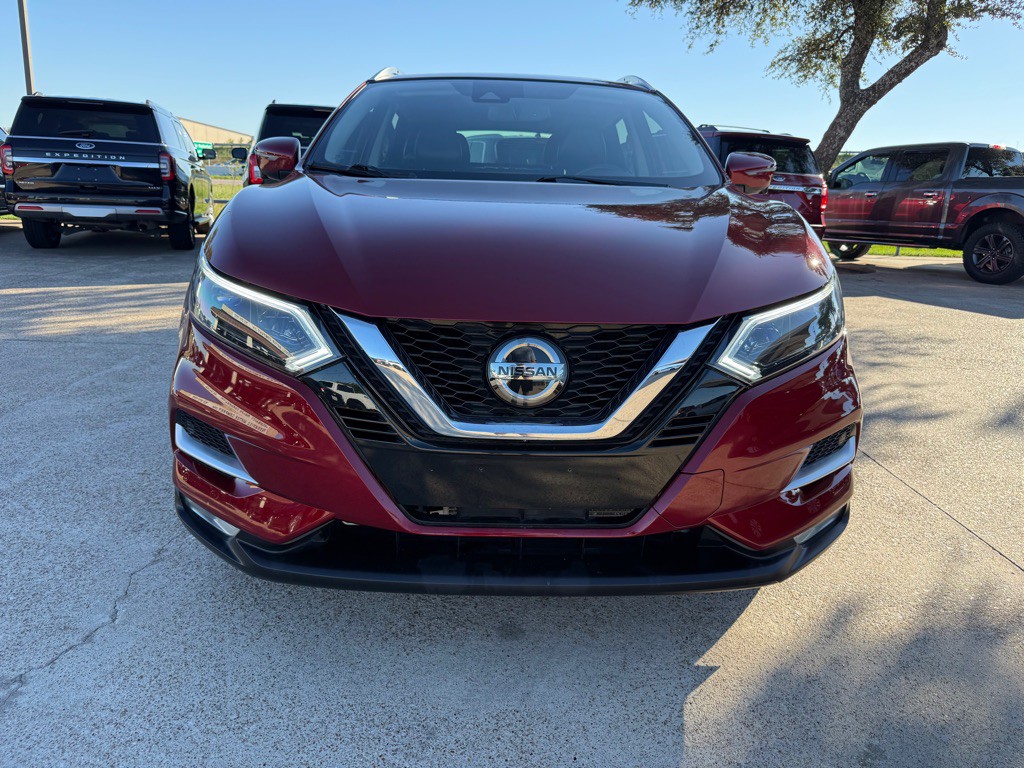 2022 Nissan Rogue Image 2