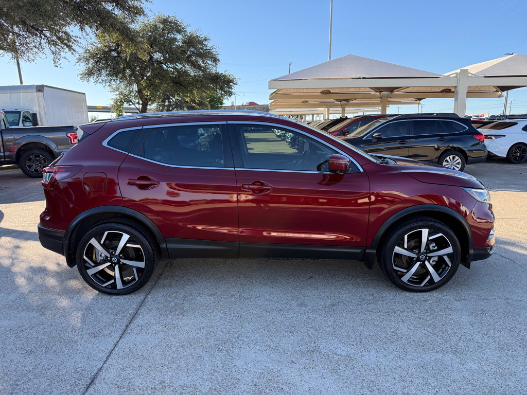 2022 Nissan Rogue Image 8