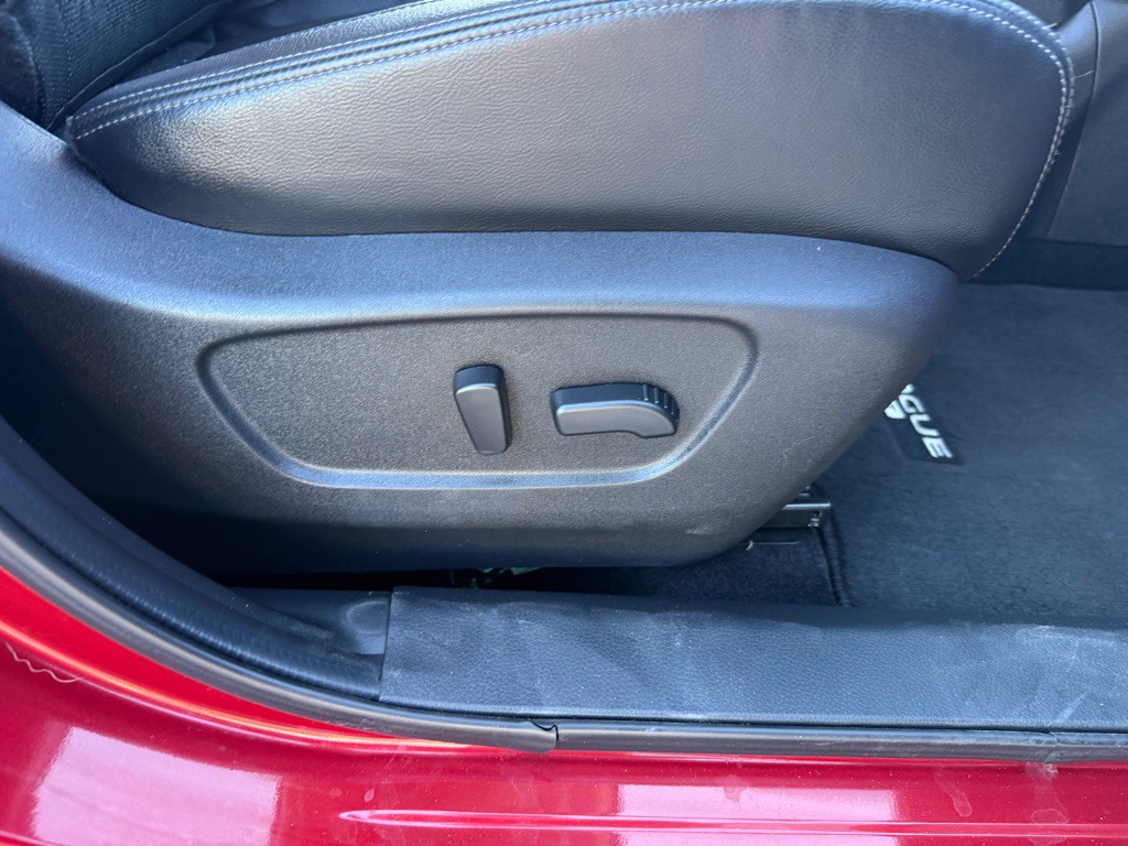 2022 Nissan Rogue Image 26