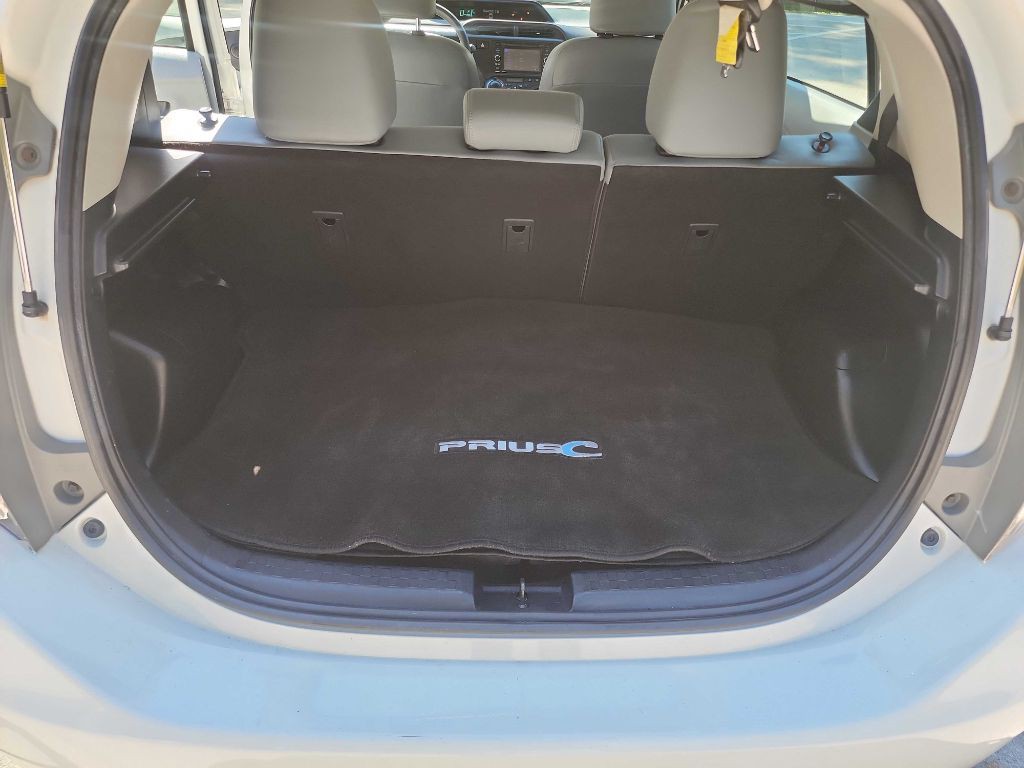 2012 Toyota Prius Image 27