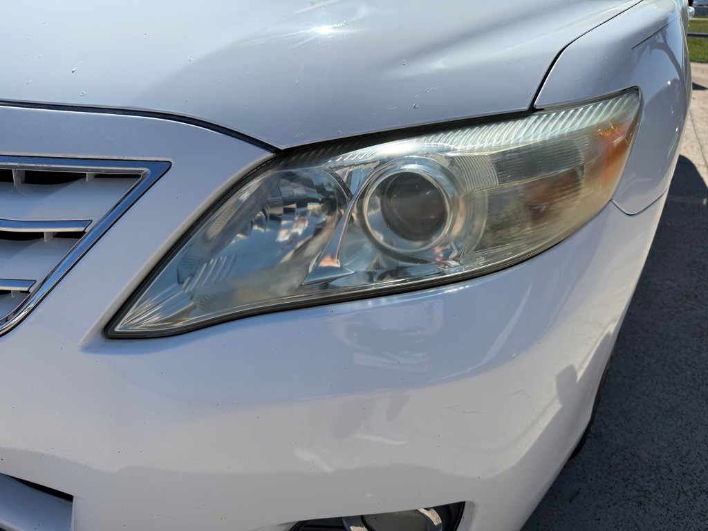 2011 Toyota Camry Image 10