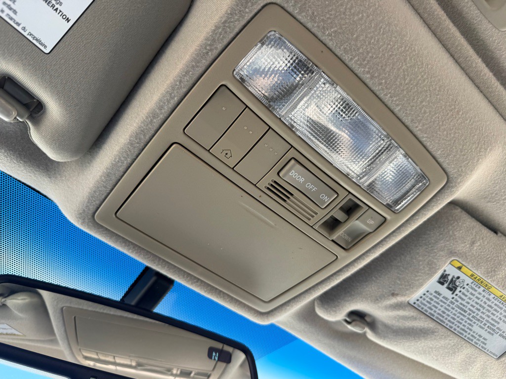 2011 Toyota Camry Image 31