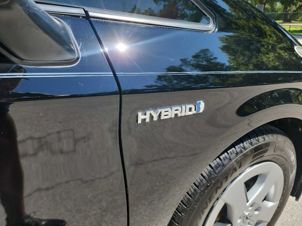 2012 Toyota Prius Image 11