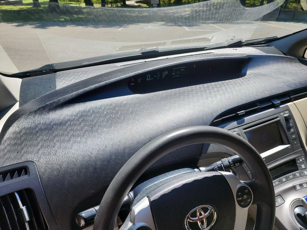 2012 Toyota Prius Image 18