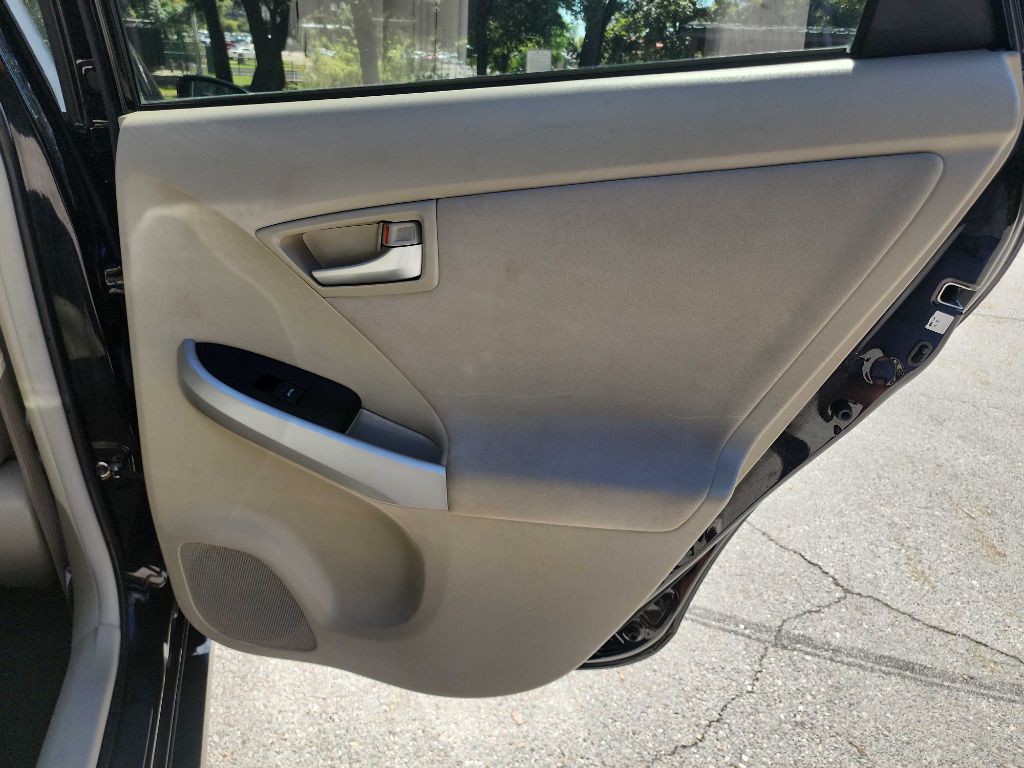 2012 Toyota Prius Image 26