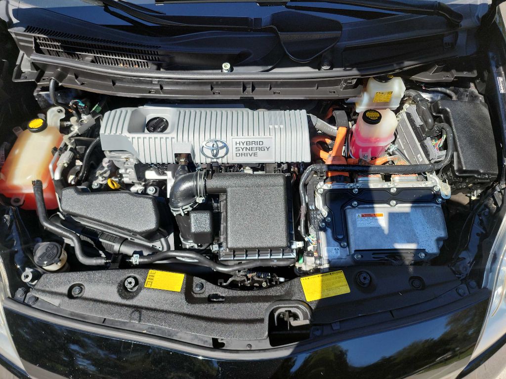2012 Toyota Prius Image 33